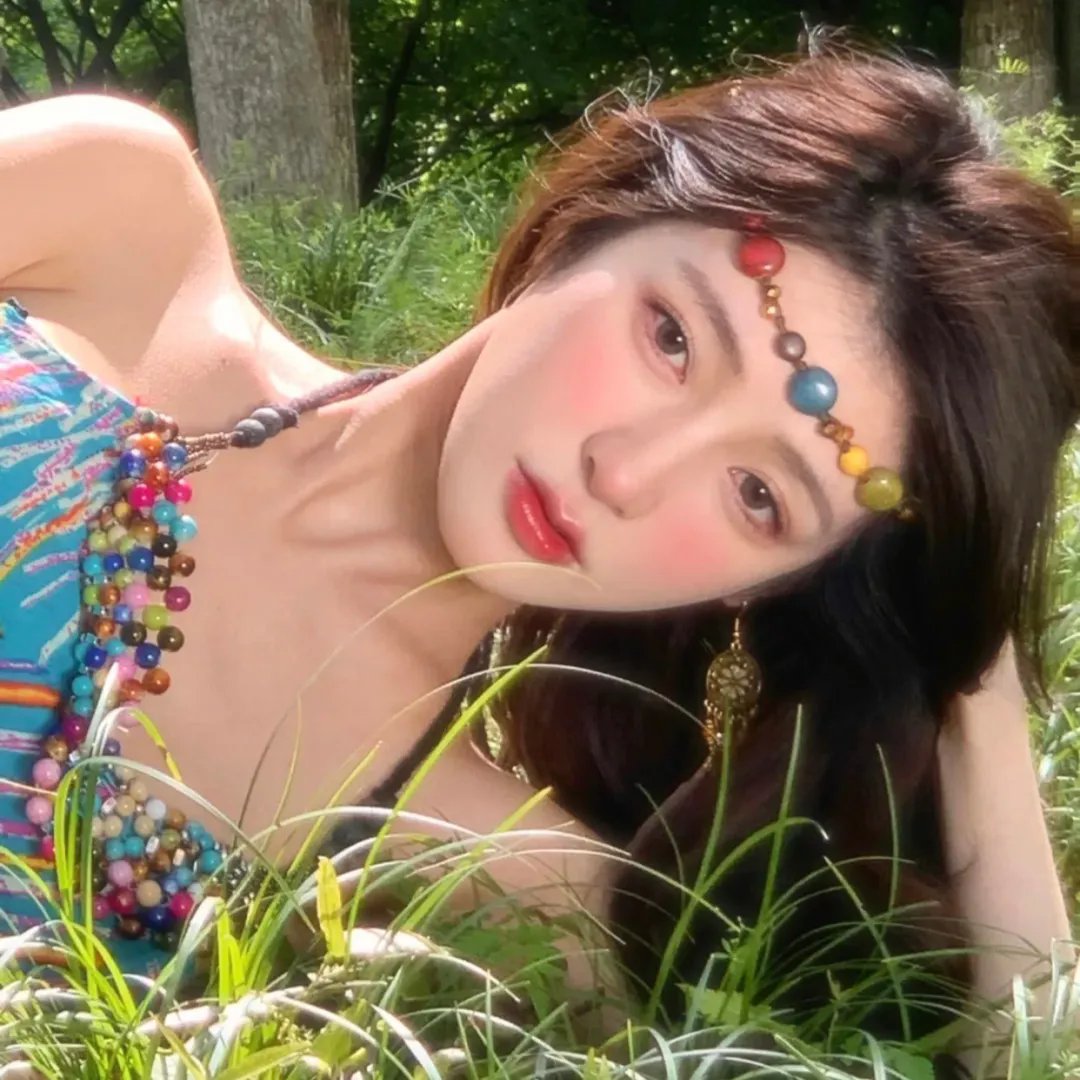 怪物少女妮莫娜